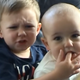 Imagen para el artículo titulado Los autores de 'Charlie bit my finger' venderán el vídeo como NFT, luego lo borrarán de YouTube
